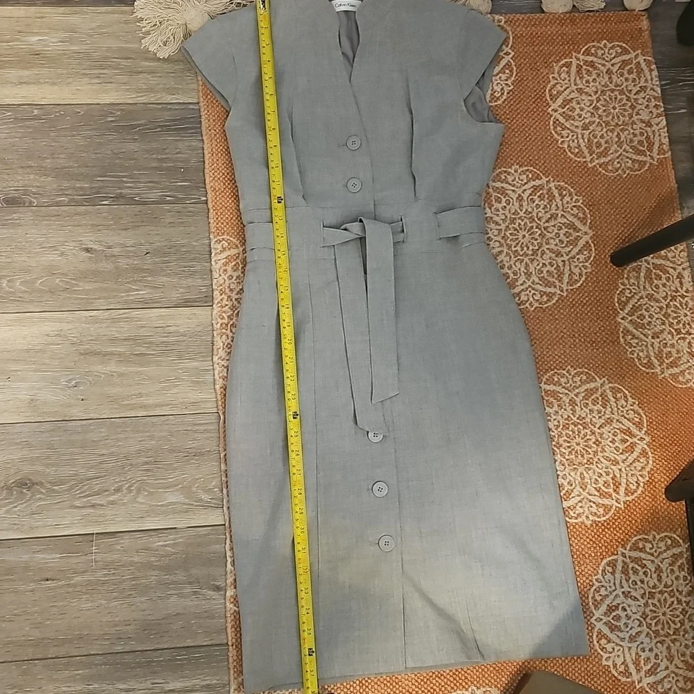 Calvin Klein Claassic Dress, Cap Sleeve, Belted, Gray. Women's, Size 4P - Picture 9 of 13